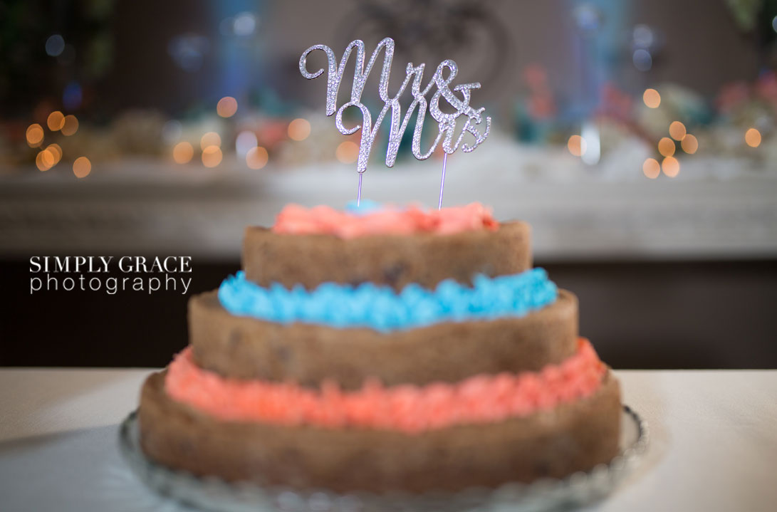 The Rhapsody Wedding cake detail photo by Simply Grace Photography