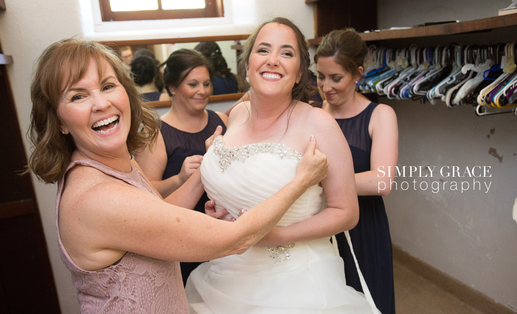 James P Davis Hall wedding getting ready photo by Simply Grace Photography