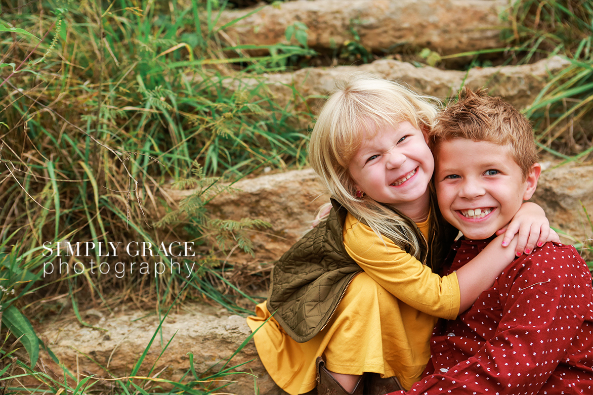 family photographer simply grace photography brother and sister