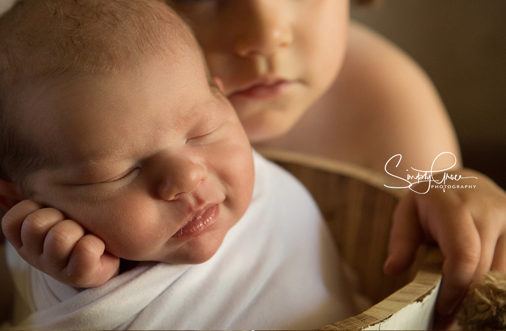 simply grace photography kansas city newborn photography