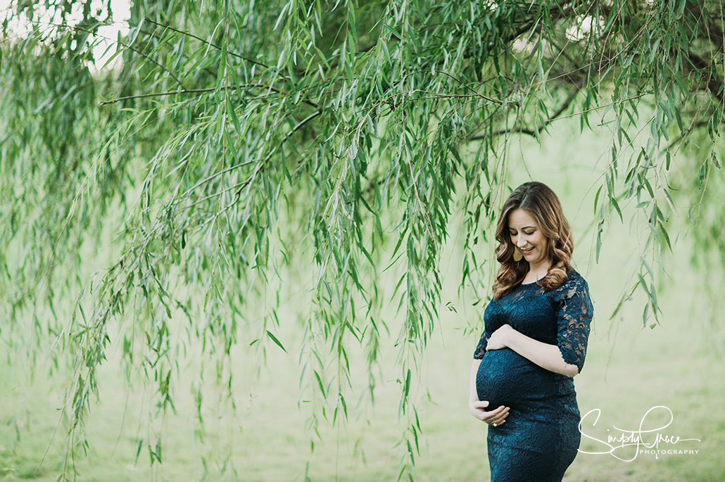 loose park maternity weeping willow simply grace photography
