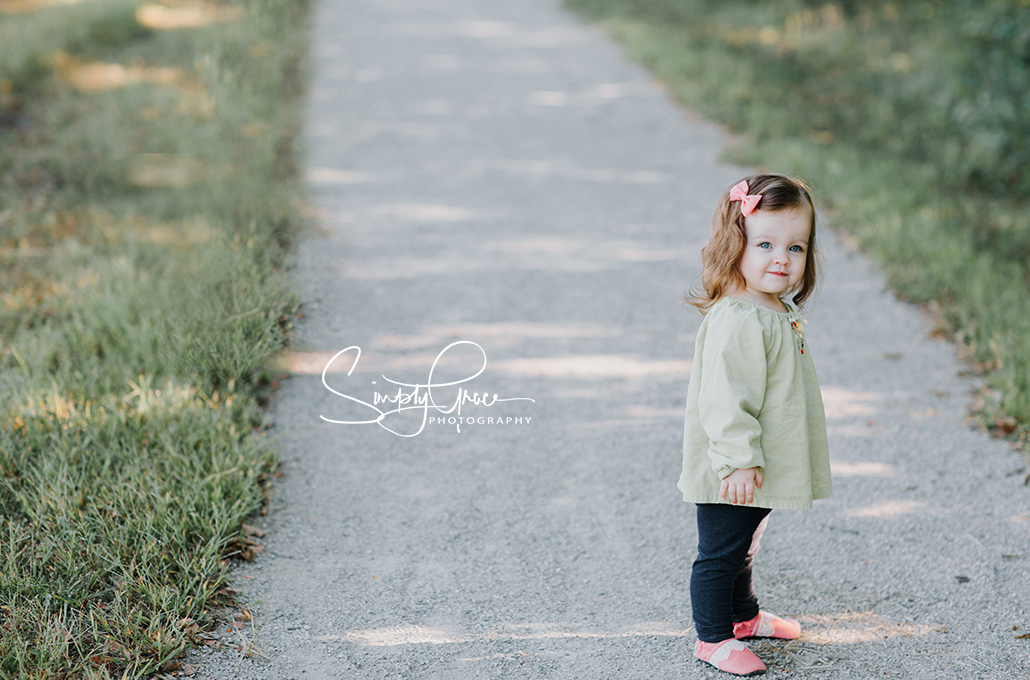 18 month photoshoot at Jerry smith park belton mo photographer