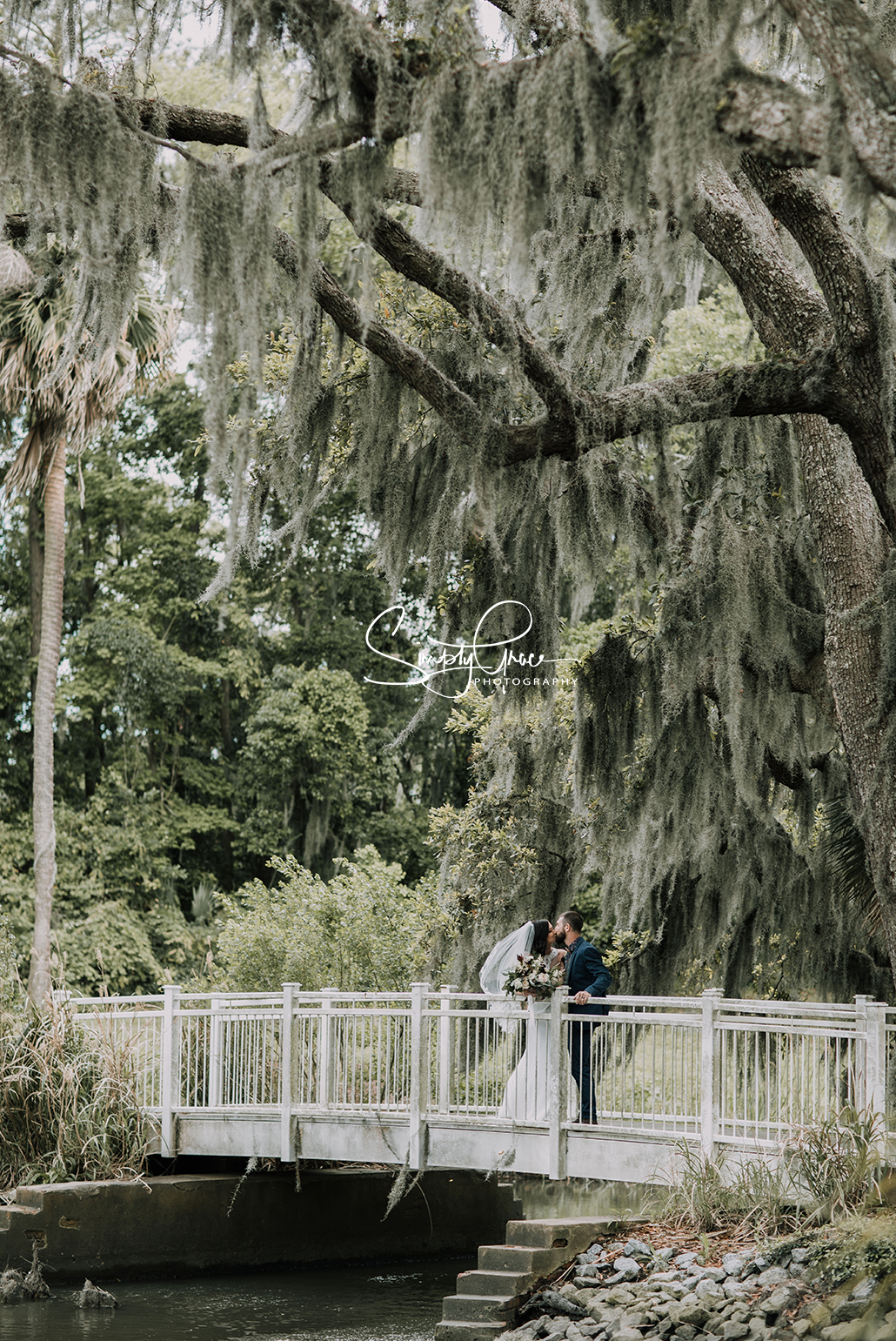 elopement Bonaventure elopement spanish moss trees