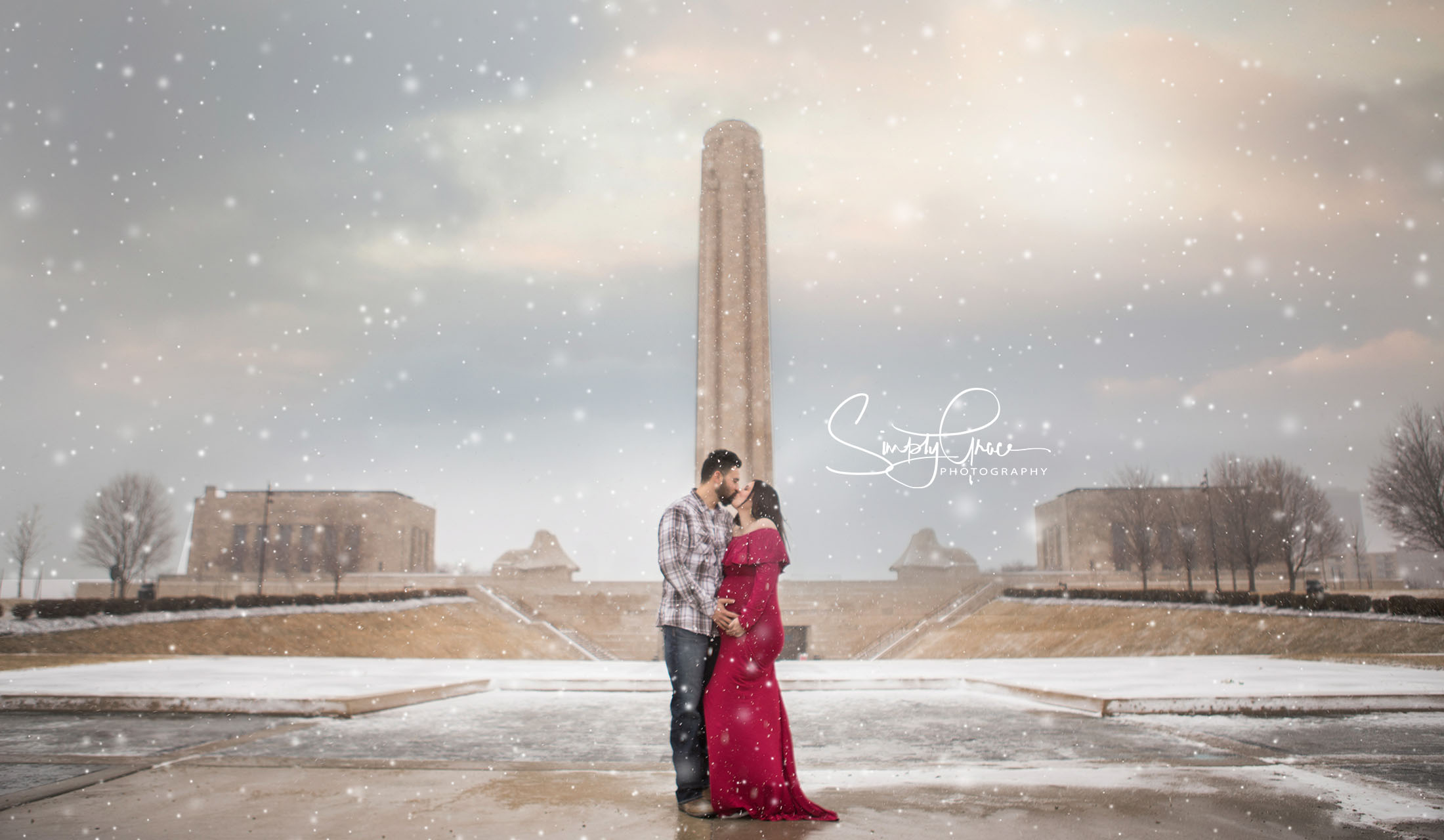 liberty memorial maternity session in snow