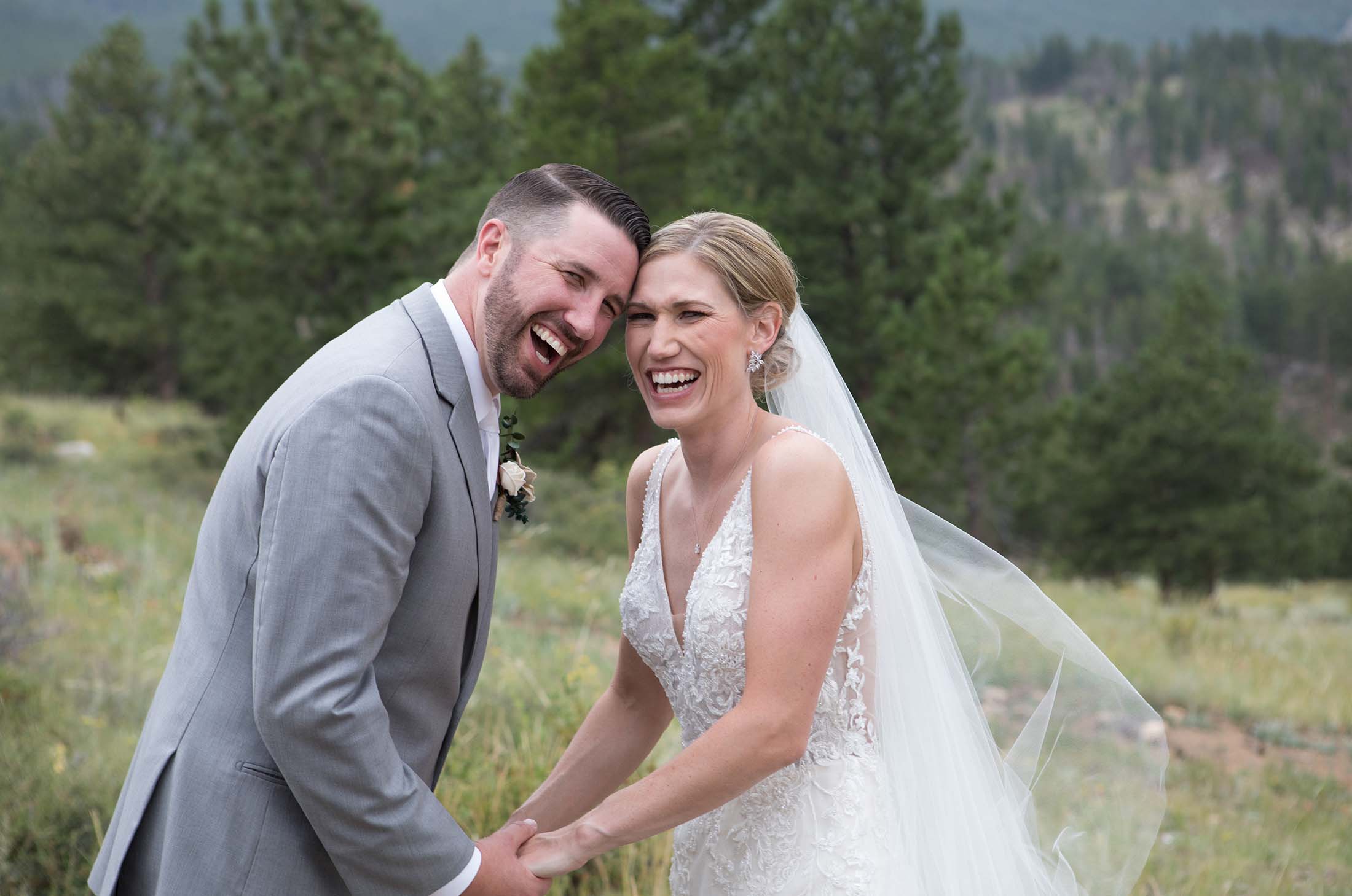 fun couple shots at estes park wedding by simply grace photography