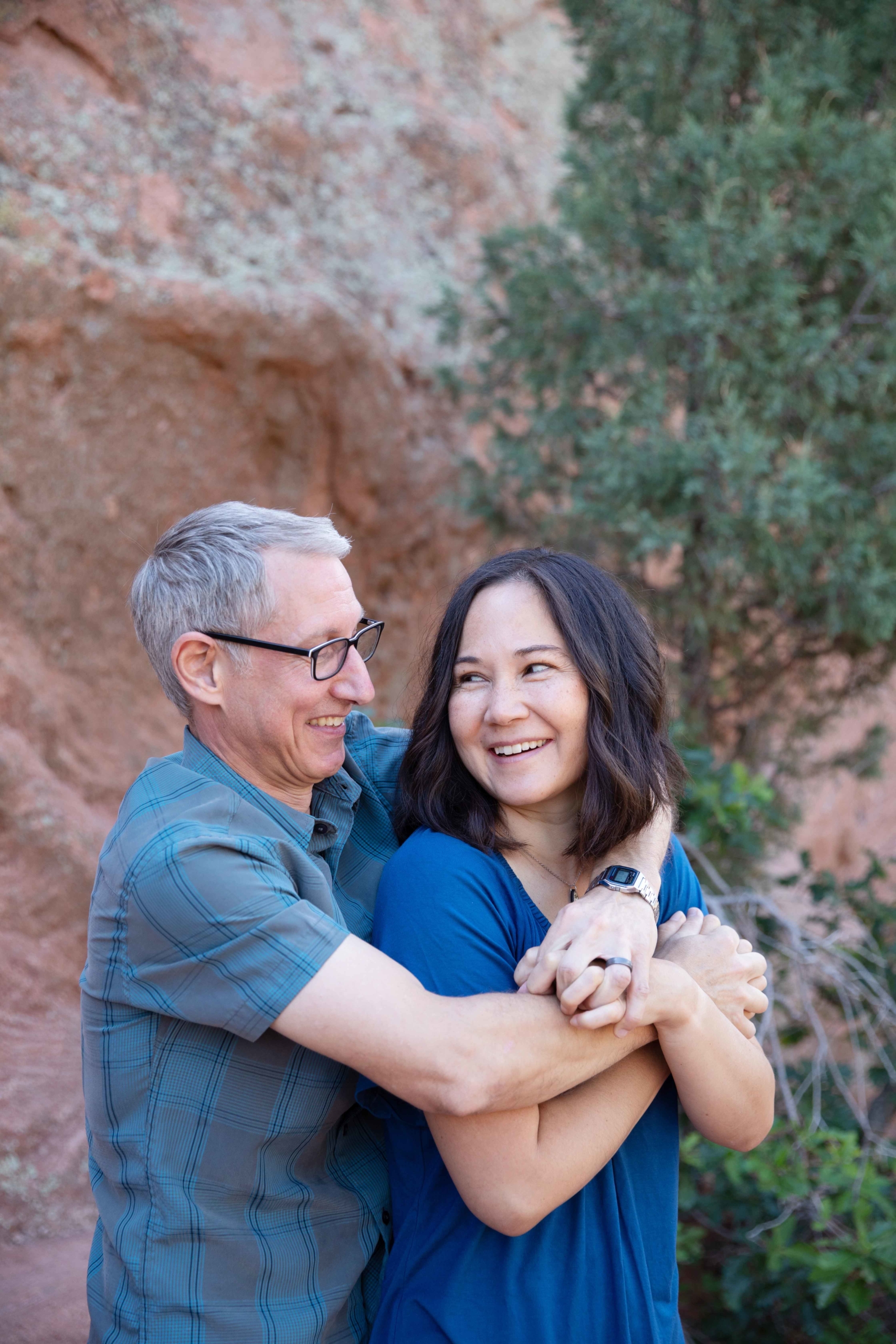 parents at red rock open space with simply grace photography