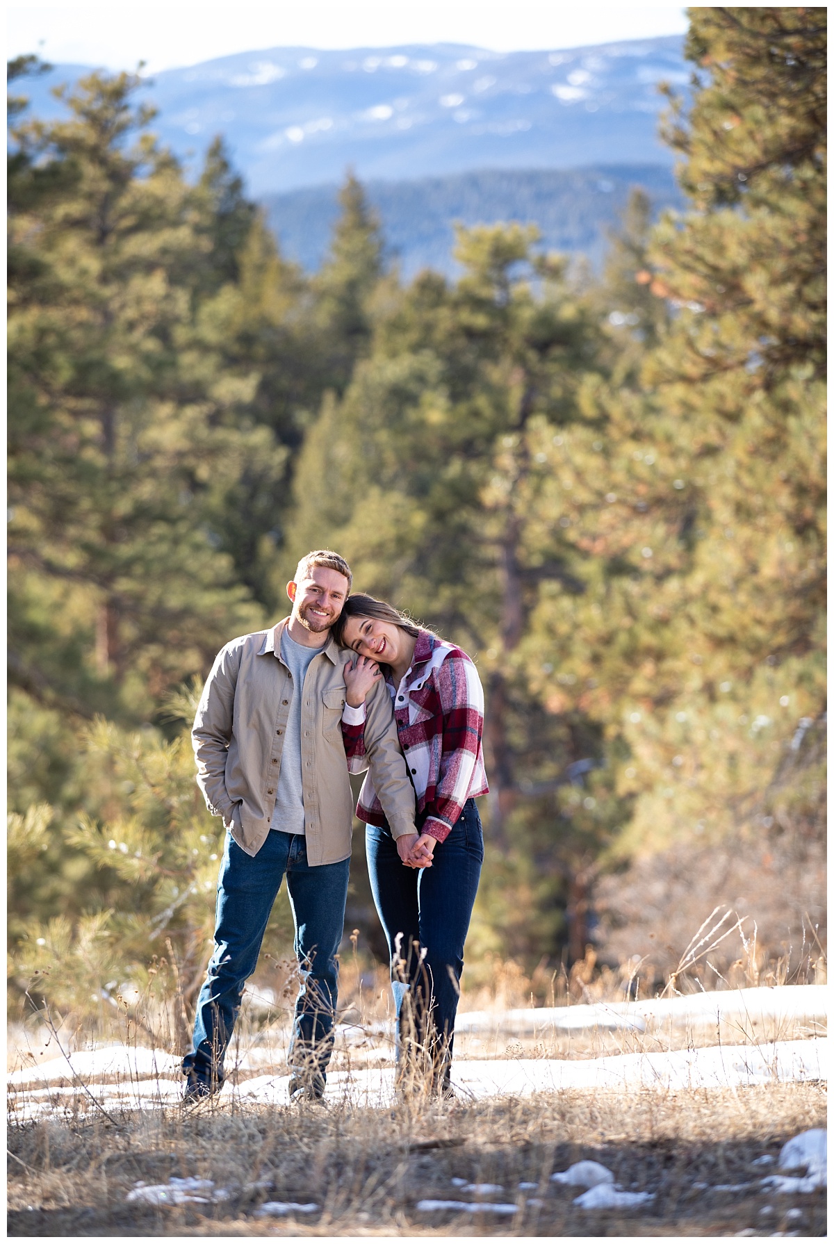 mount falcon engagement session with flannel